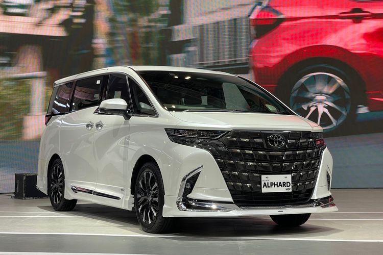 Rahayu Mobil: Solusi Otomotif Cilacap yang Selalu Siap Menemani Perjalanan Anda